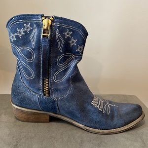 Boutique 9 (company of Nine West ) leather cowboy ankle boots.